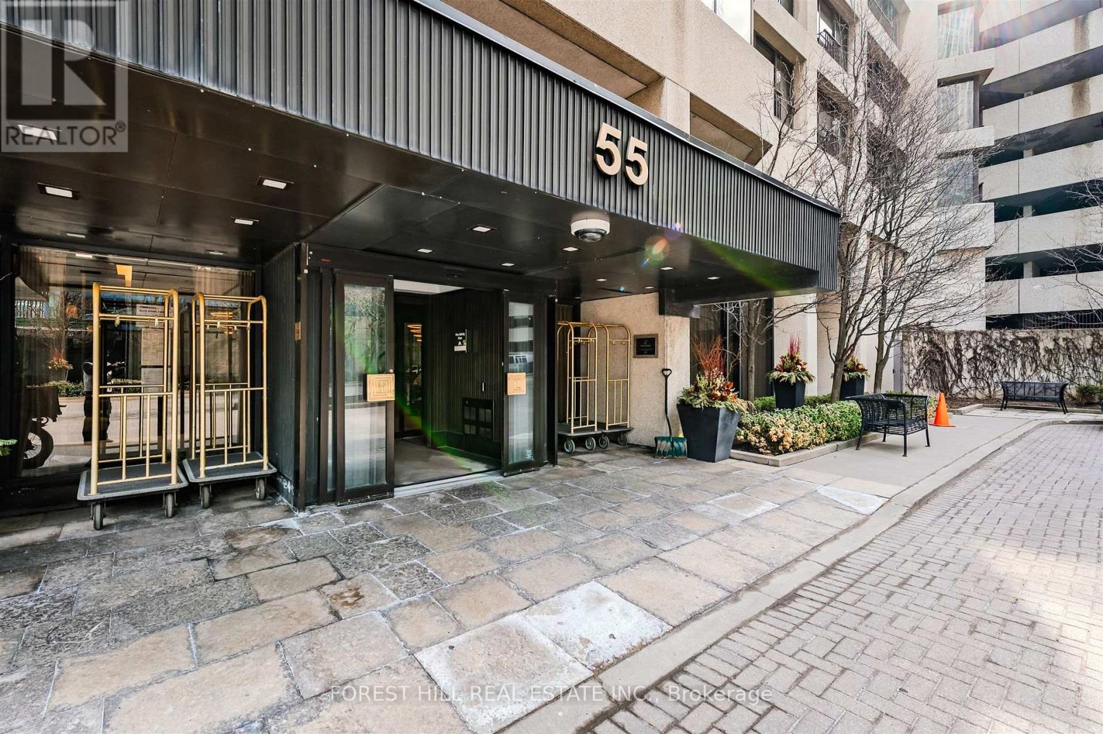 2313 - 55 HARBOUR SQUARE Toronto (Waterfront Communities), ON M5J 2L1