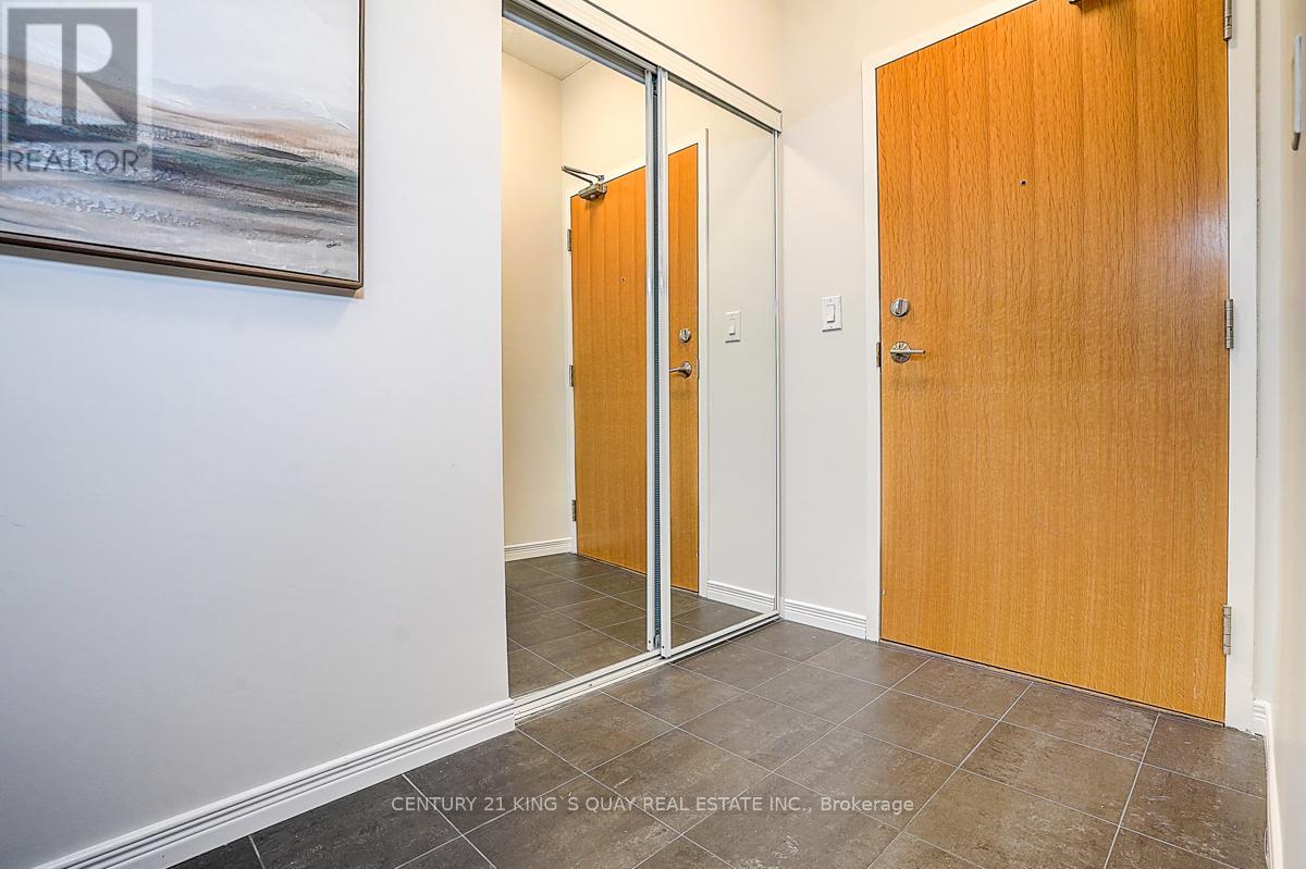 301 - 736 Spadina Avenue, Toronto, Ontario  M5S 2J6 - Photo 17 - C12881500