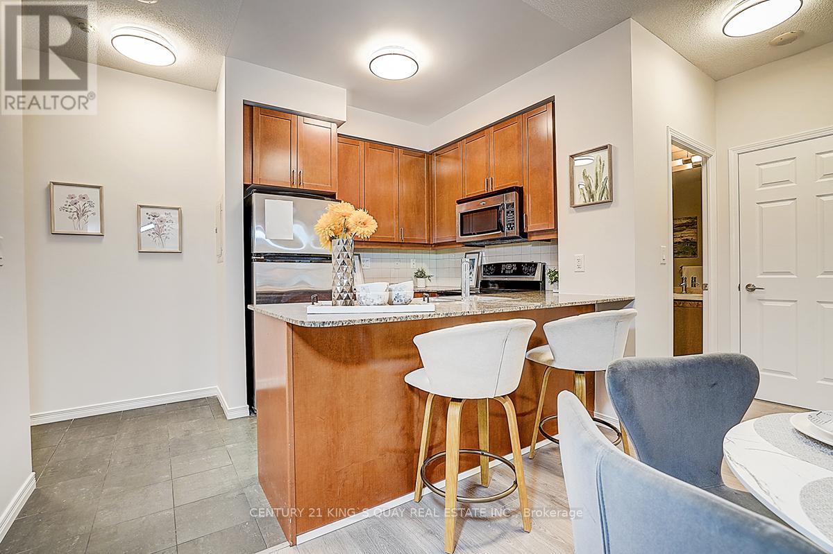 301 - 736 Spadina Avenue, Toronto, Ontario  M5S 2J6 - Photo 32 - C12881500