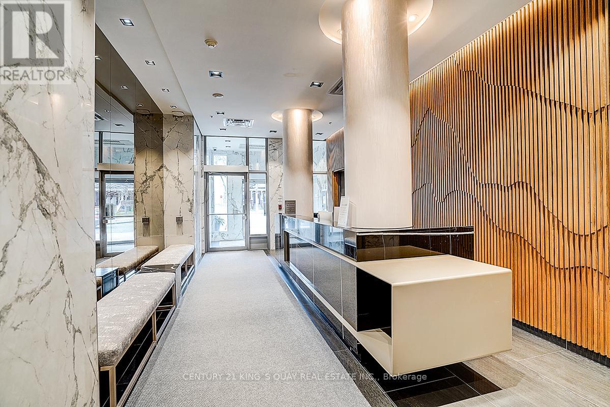 301 - 736 Spadina Avenue, Toronto, Ontario  M5S 2J6 - Photo 5 - C12881500