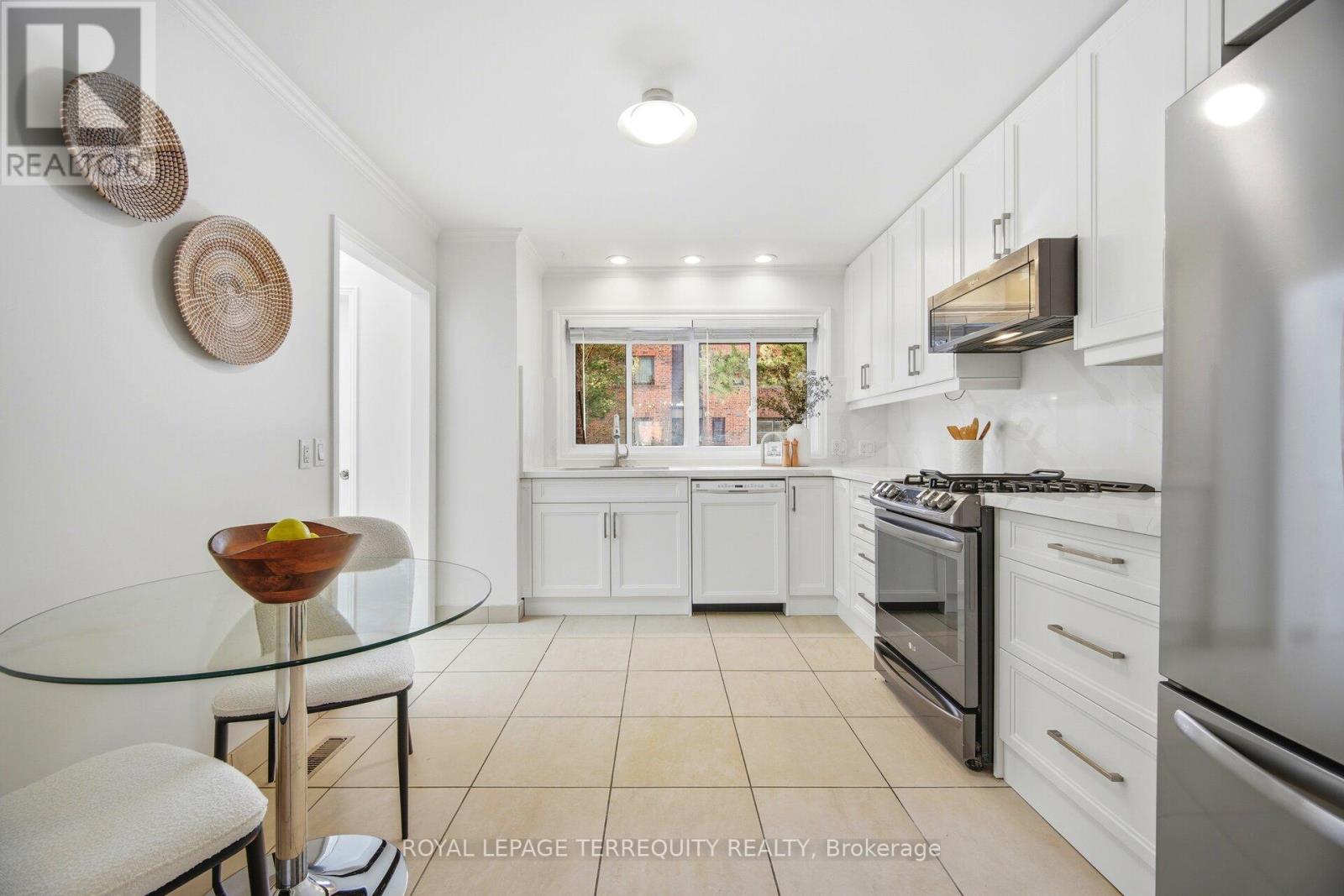 4 - 298 Torresdale Avenue, Toronto, Ontario  M2R 3N3 - Photo 20 - C12881504