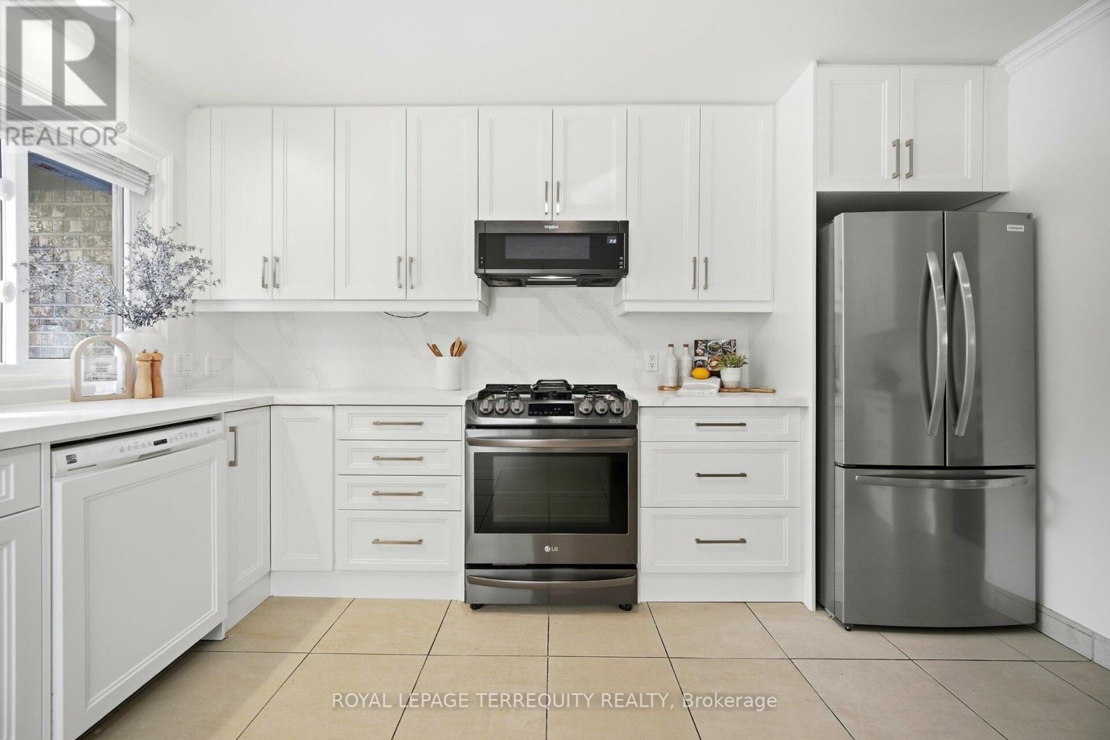 4 - 298 Torresdale Avenue, Toronto, Ontario  M2R 3N3 - Photo 21 - C12881504