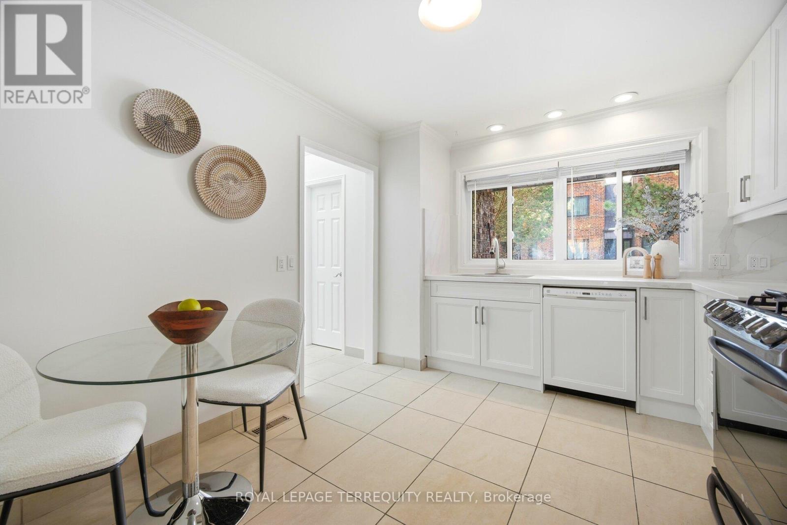 4 - 298 Torresdale Avenue, Toronto, Ontario  M2R 3N3 - Photo 23 - C12881504