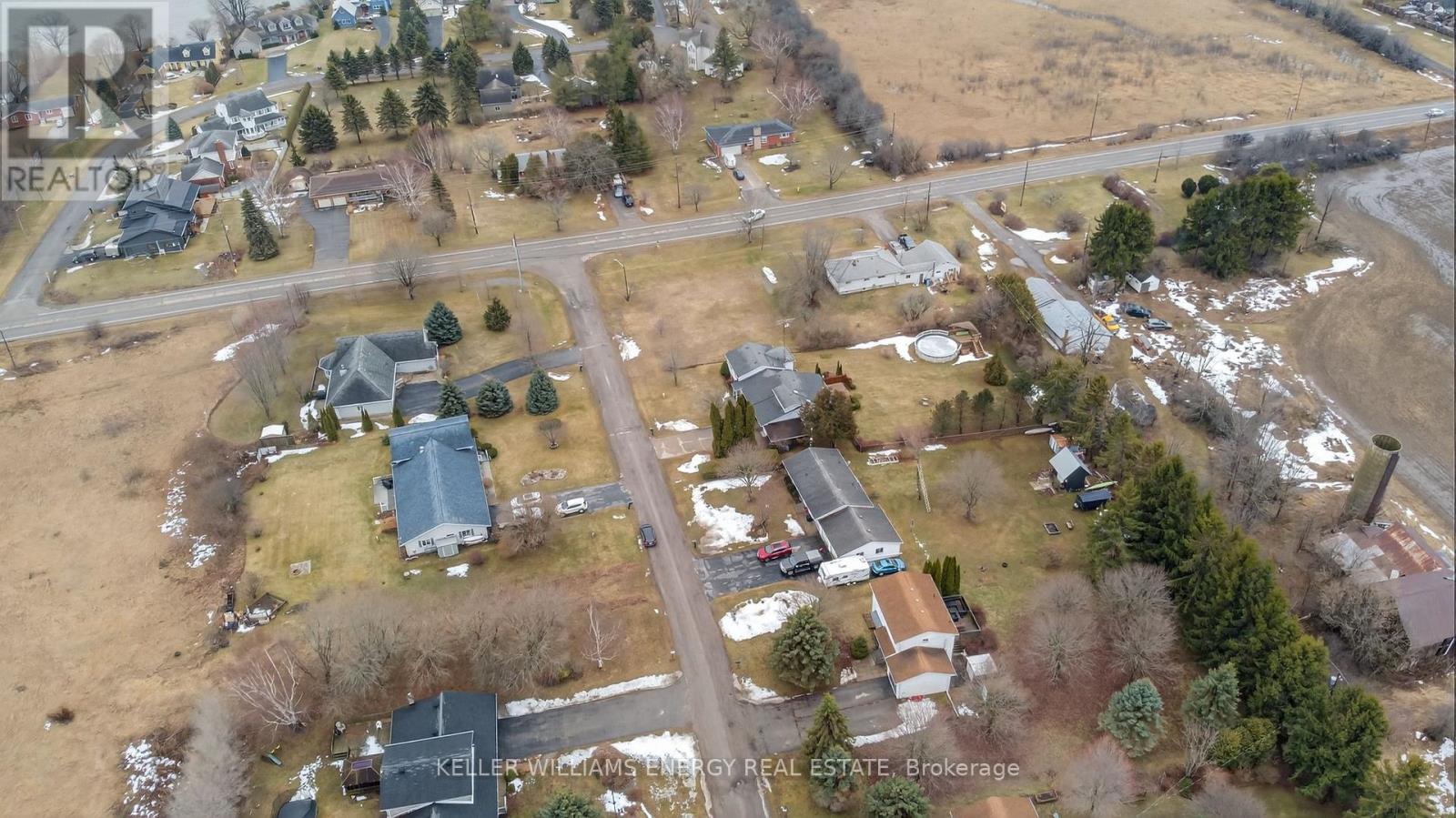 4 Mary Avenue, Prince Edward County (Wellington Ward), Ontario  K0K 3L0 - Photo 40 - X12879582