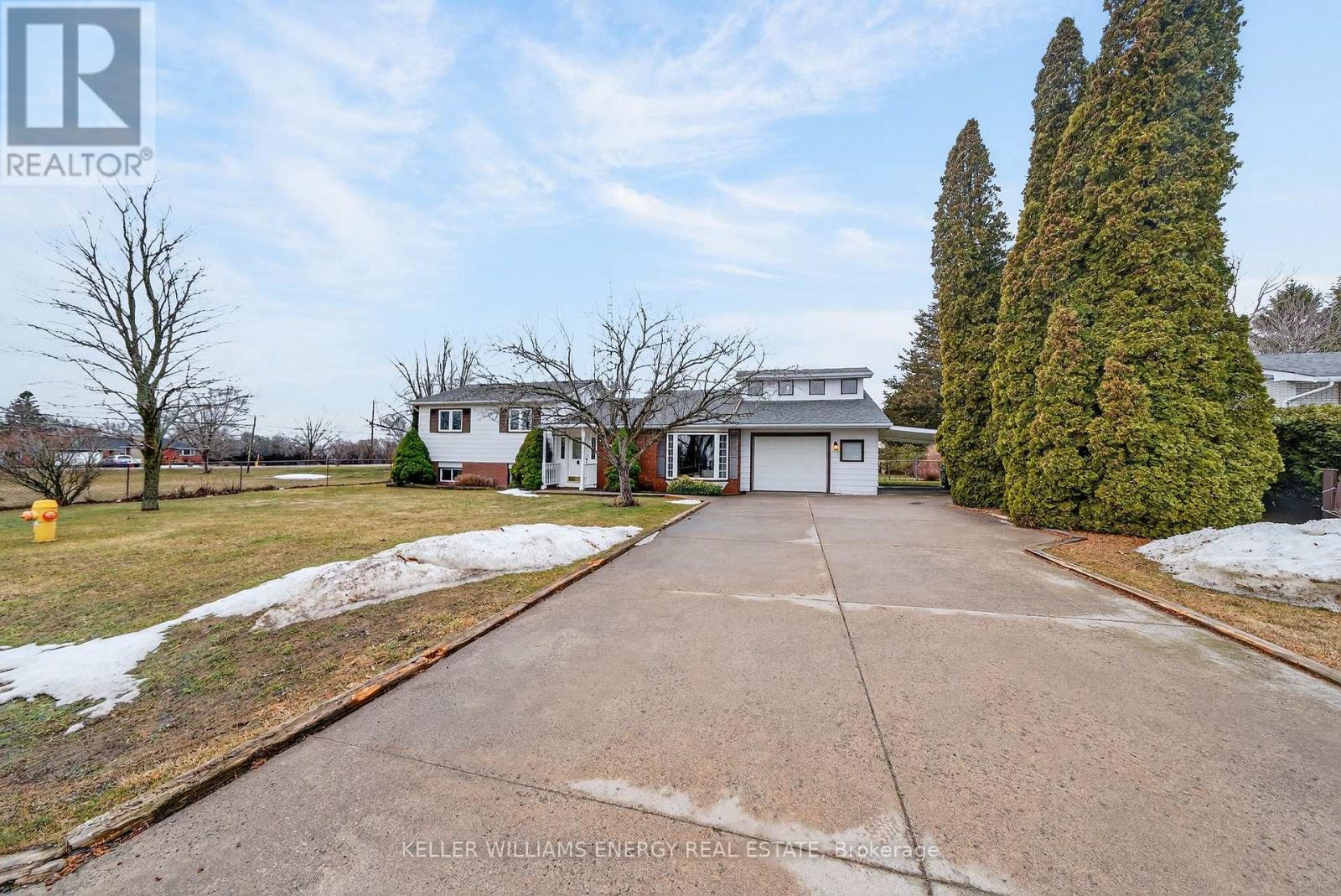 4 Mary Avenue, Prince Edward County (Wellington Ward), Ontario  K0K 3L0 - Photo 43 - X12879582