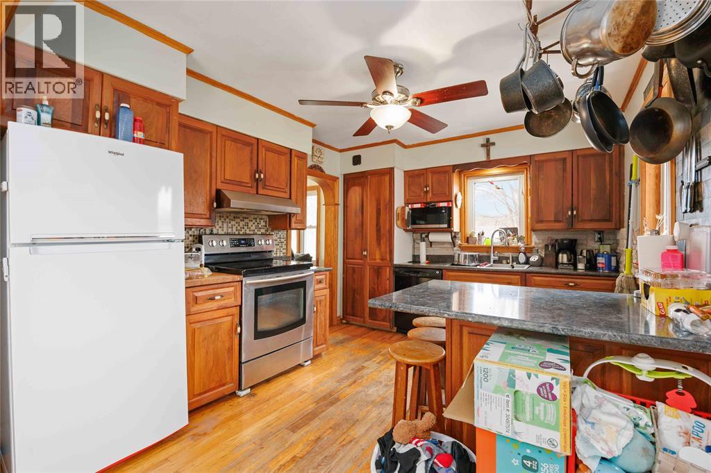 823 Holt Line, Sombra, Ontario  N0P 2B0 - Photo 9 - 26005311