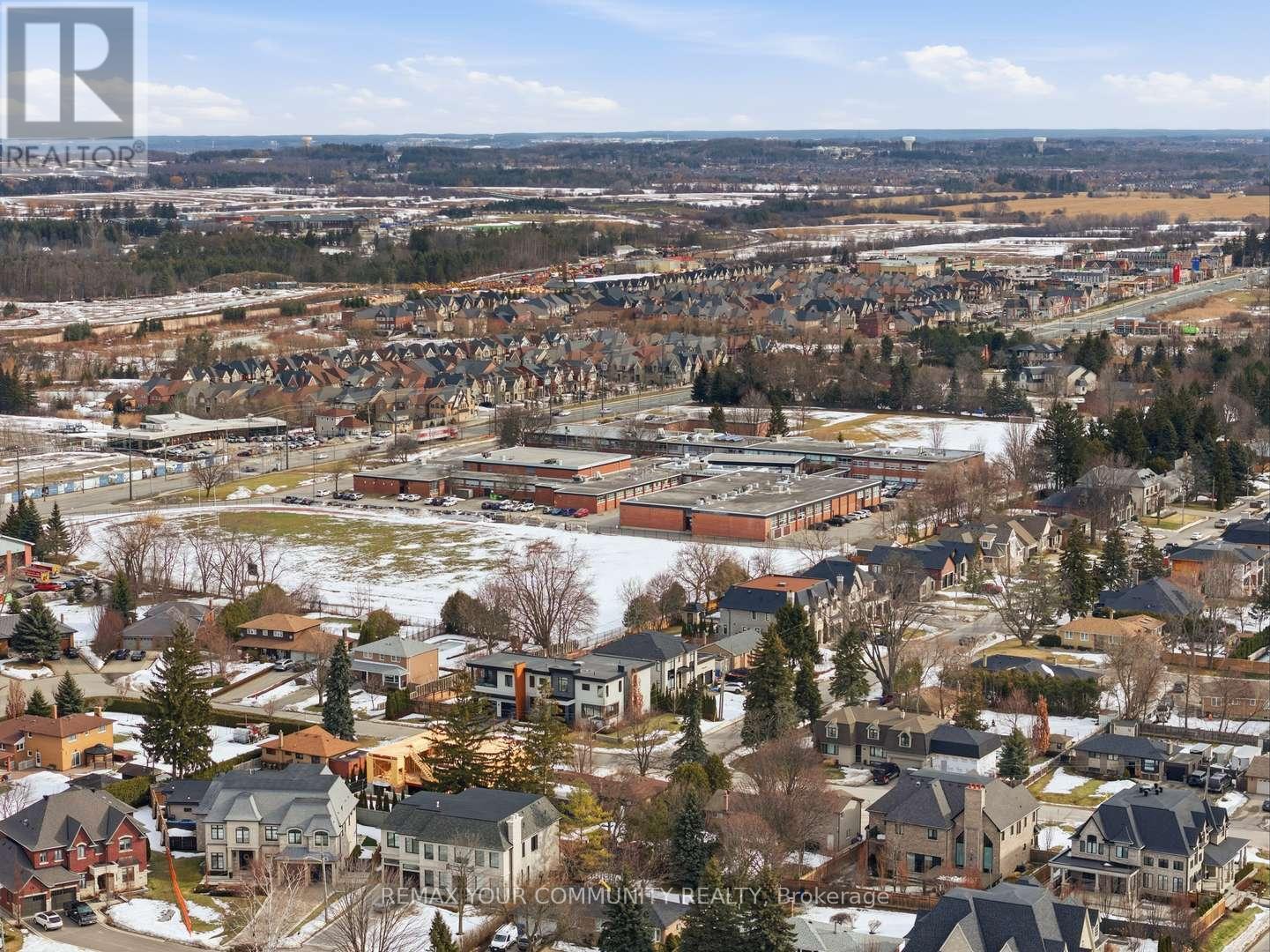 154 Hollingsworth Drive, King, Ontario  L7B 1G8 - Photo 25 - N12881454