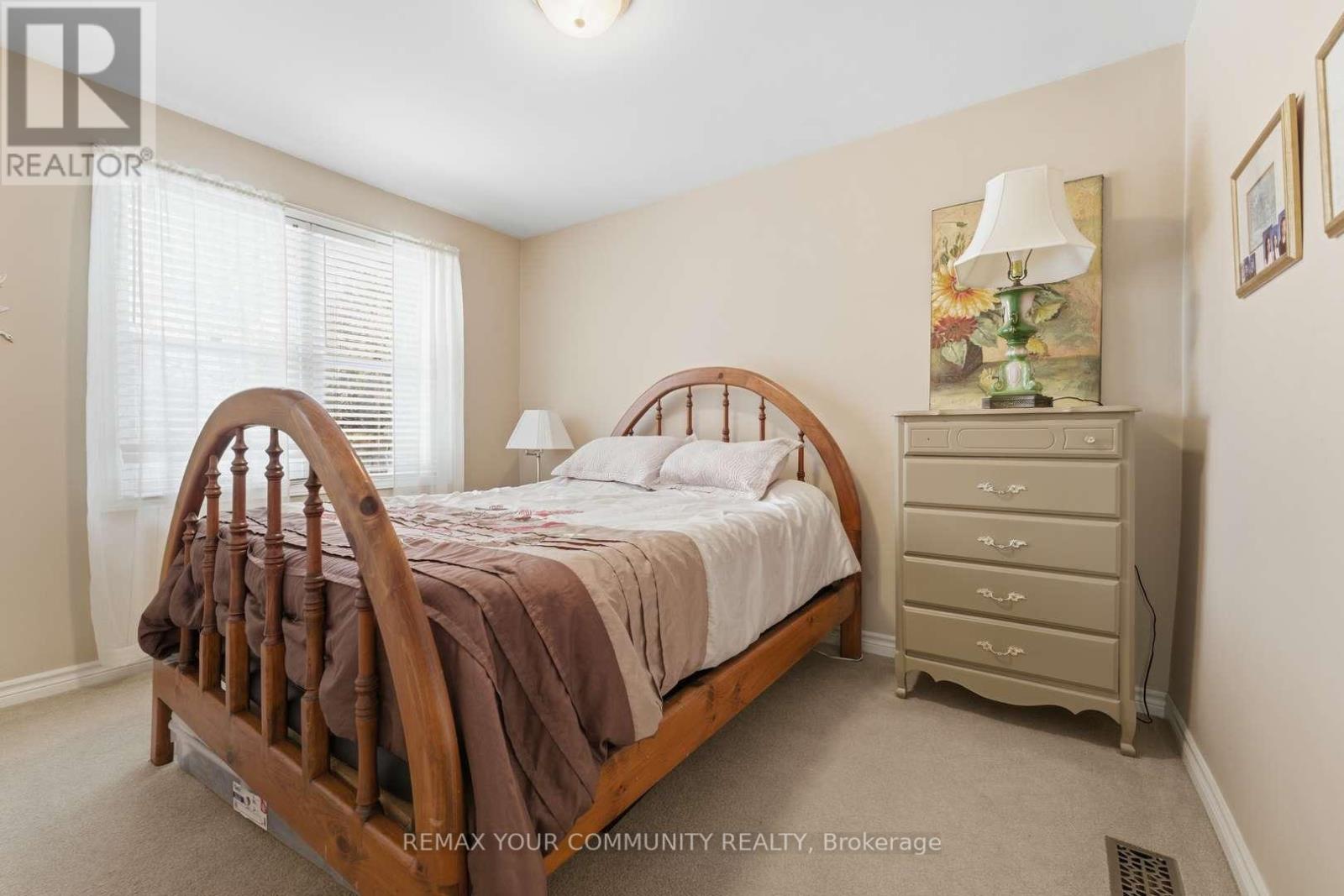 154 Hollingsworth Drive, King, Ontario  L7B 1G8 - Photo 26 - N12881454