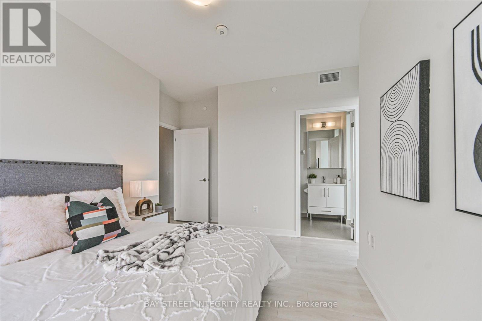 Lph05 - 105 Oneida Crescent, Richmond Hill, Ontario  L4B 0H6 - Photo 17 - N12881468