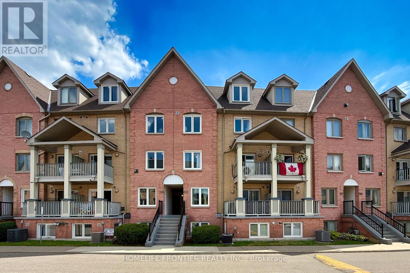 814 - 75 Weldrick Road E, Richmond Hill, Ontario  L4C 0H9 - Photo 1 - N12881492