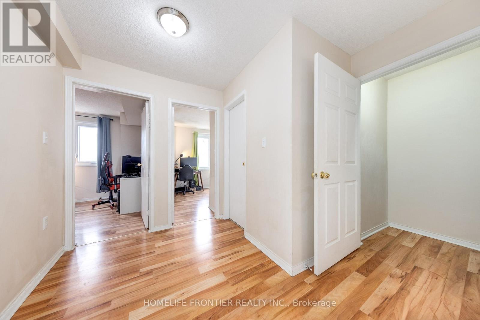 814 - 75 Weldrick Road E, Richmond Hill, Ontario  L4C 0H9 - Photo 17 - N12881492