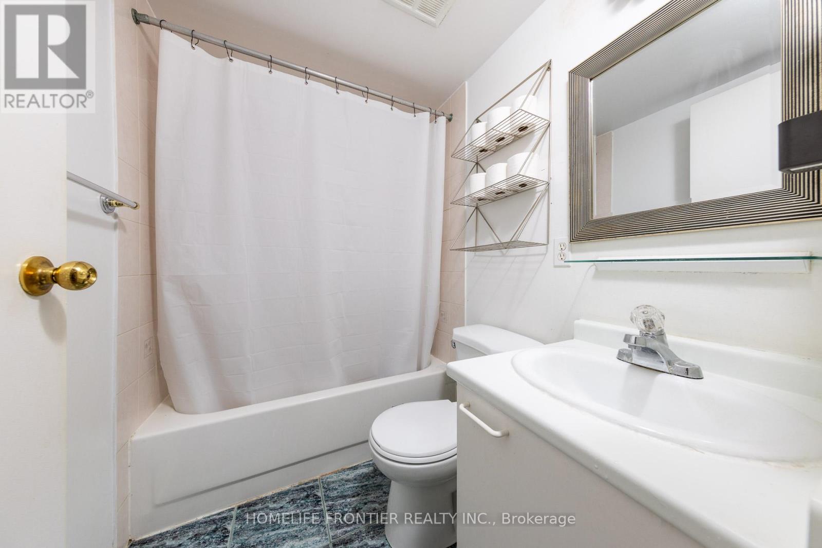 814 - 75 Weldrick Road E, Richmond Hill, Ontario  L4C 0H9 - Photo 21 - N12881492