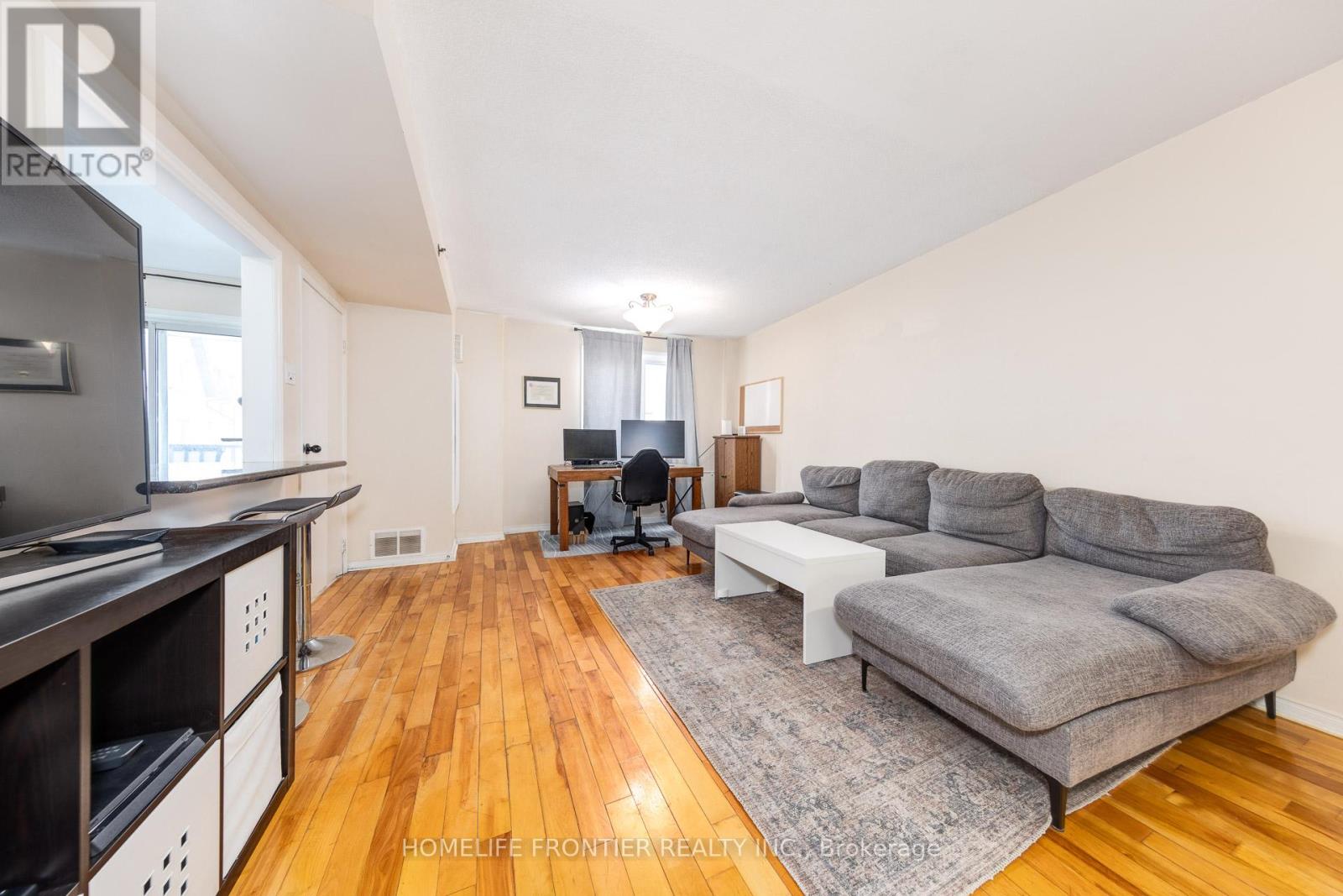 814 - 75 Weldrick Road E, Richmond Hill, Ontario  L4C 0H9 - Photo 6 - N12881492