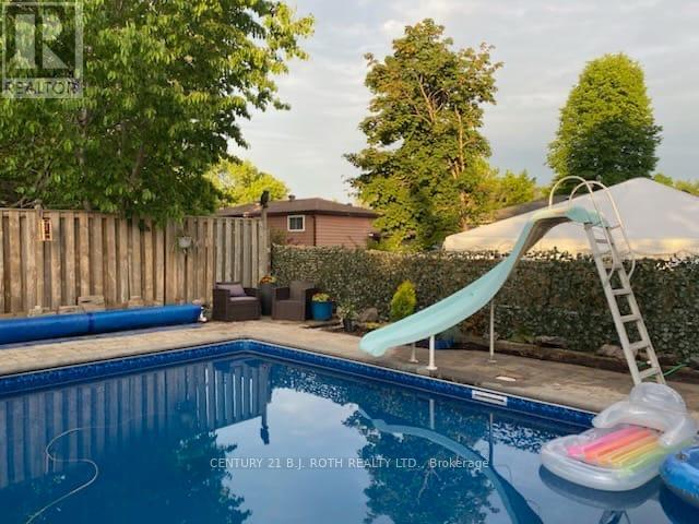 181 Rose Street, Barrie (Wellington), Ontario  L4M 2T8 - Photo 11 - S12881536