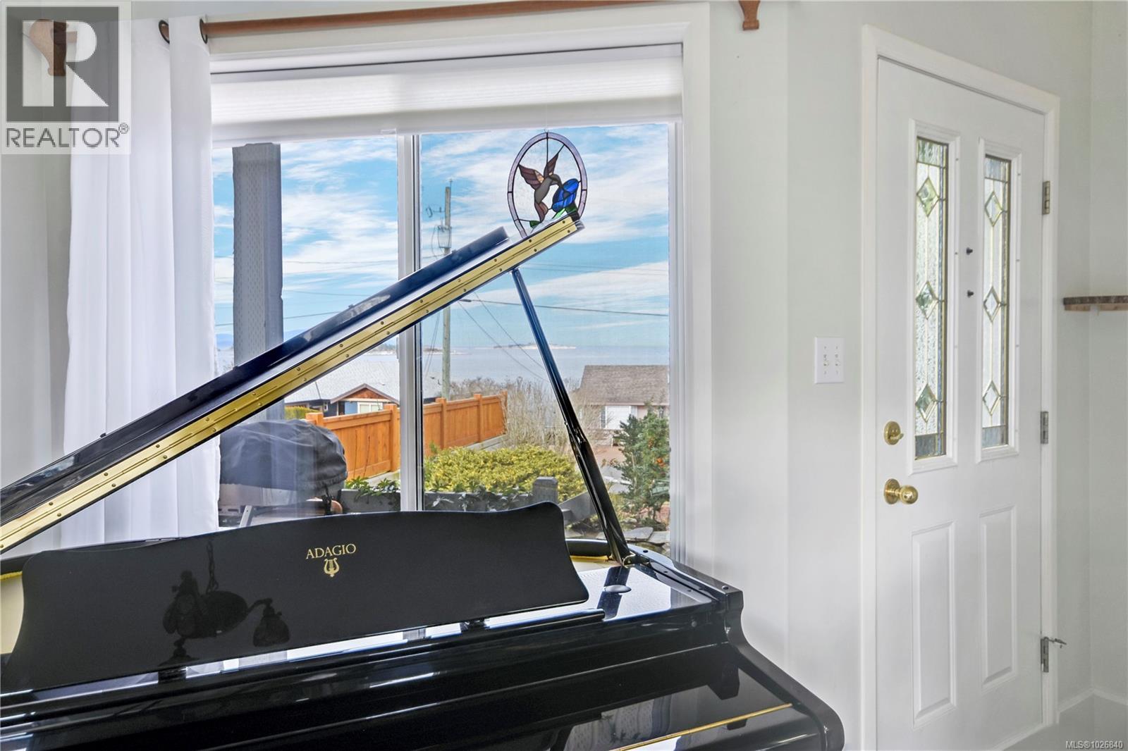 7200 Lancrest Terr, Lantzville, British Columbia  V0R 2H0 - Photo 15 - 1026840