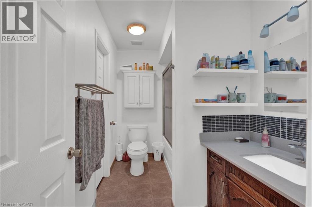 1983 Main Street W Unit# 1, Hamilton, Ontario  L8S 4R2 - Photo 26 - 40803800