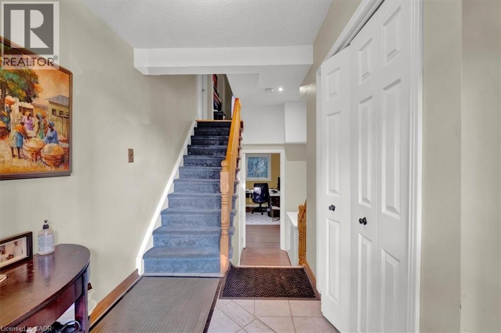 1983 Main Street W Unit# 1, Hamilton, Ontario  L8S 4R2 - Photo 5 - 40803800