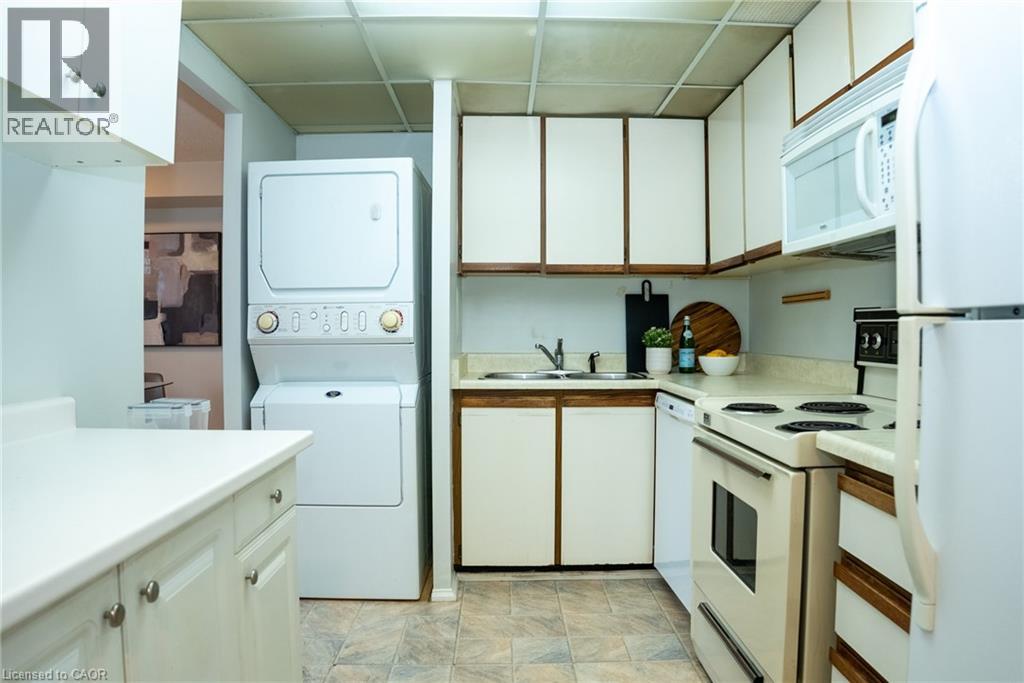 3700 Kaneff Crescent Unit# 1103, Mississauga, Ontario  L5A 4B8 - Photo 11 - 40809675