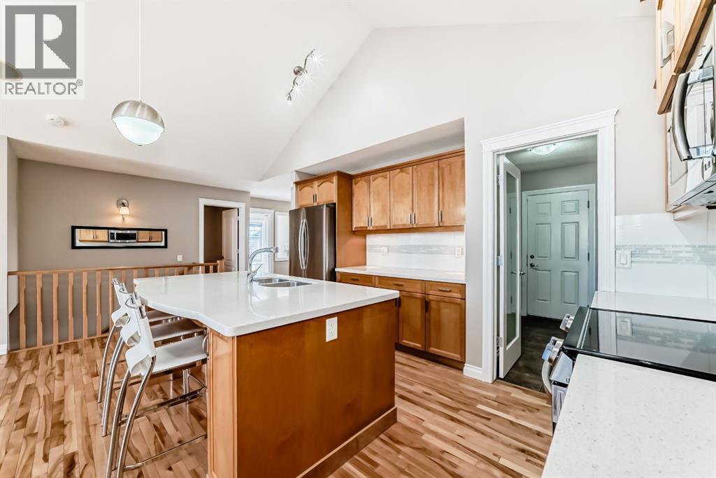 47 Sheep River View, Okotoks, Alberta  T1S 2G6 - Photo 7 - A2292775