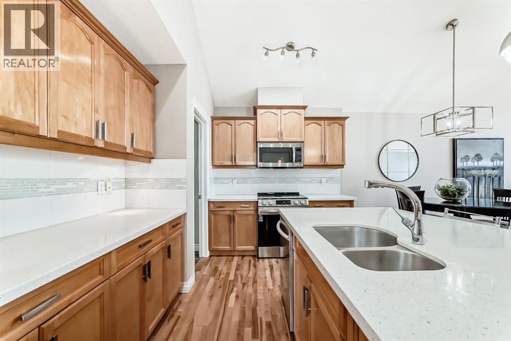 47 Sheep River View, Okotoks, Alberta  T1S 2G6 - Photo 6 - A2292775