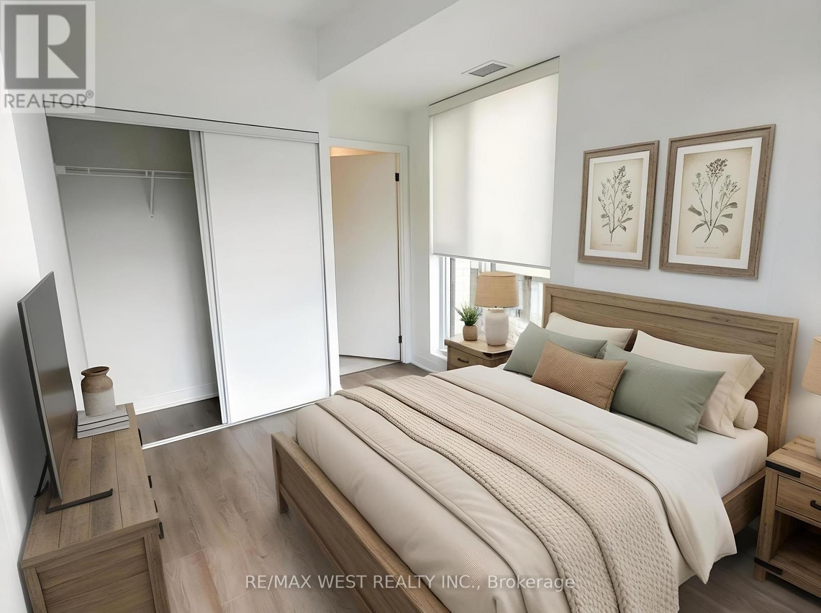 305 - 1660 Bloor Street W, Toronto (High Park North), Ontario  M6P 1A8 - Photo 3 - W12881432