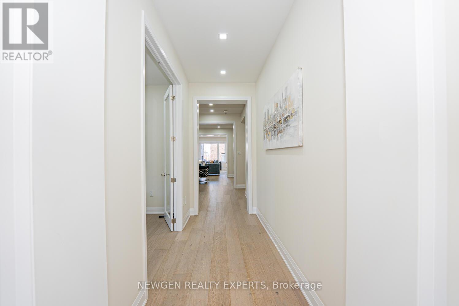 53 Lipscott Drive, Caledon, Ontario  L7C 4K1 - Photo 6 - W12881448