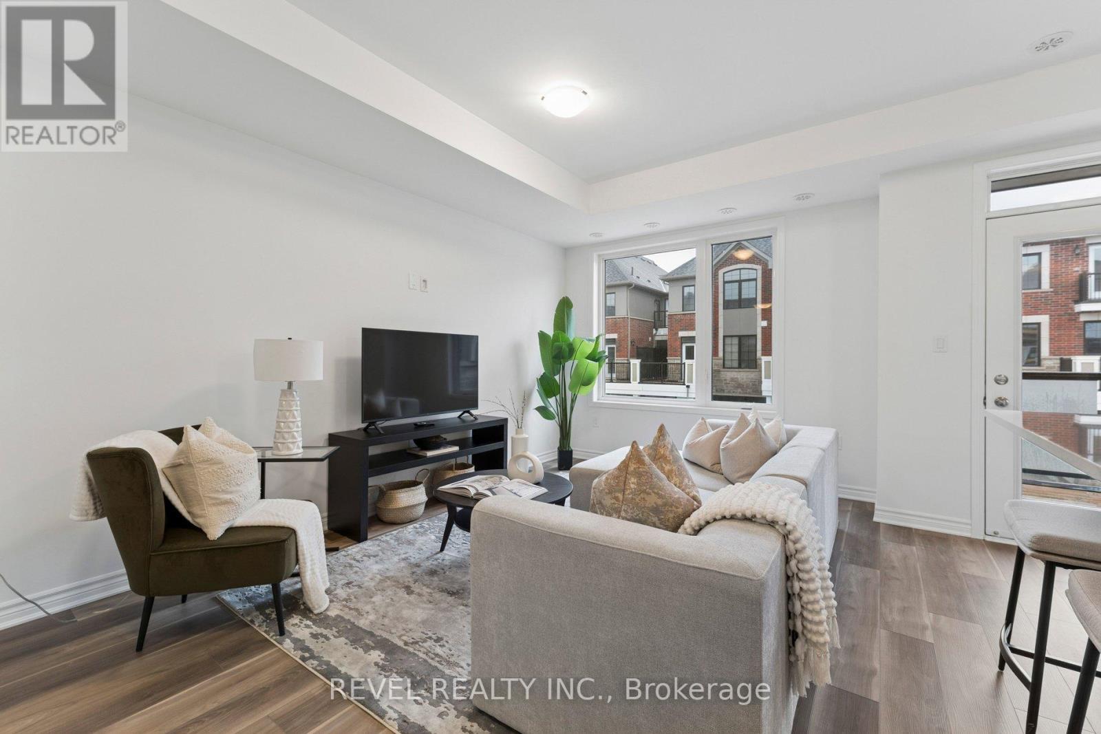 41 Vimy Ridge Road, Brampton (Northwest Brampton), Ontario  L7A 5M6 - Photo 10 - W12881494