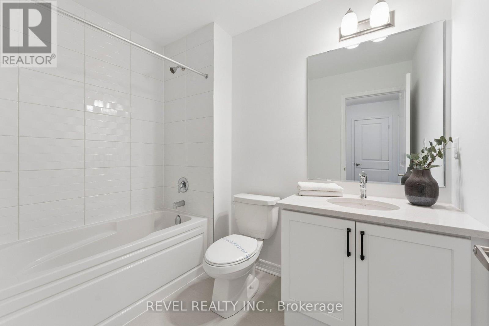 41 Vimy Ridge Road, Brampton (Northwest Brampton), Ontario  L7A 5M6 - Photo 37 - W12881494