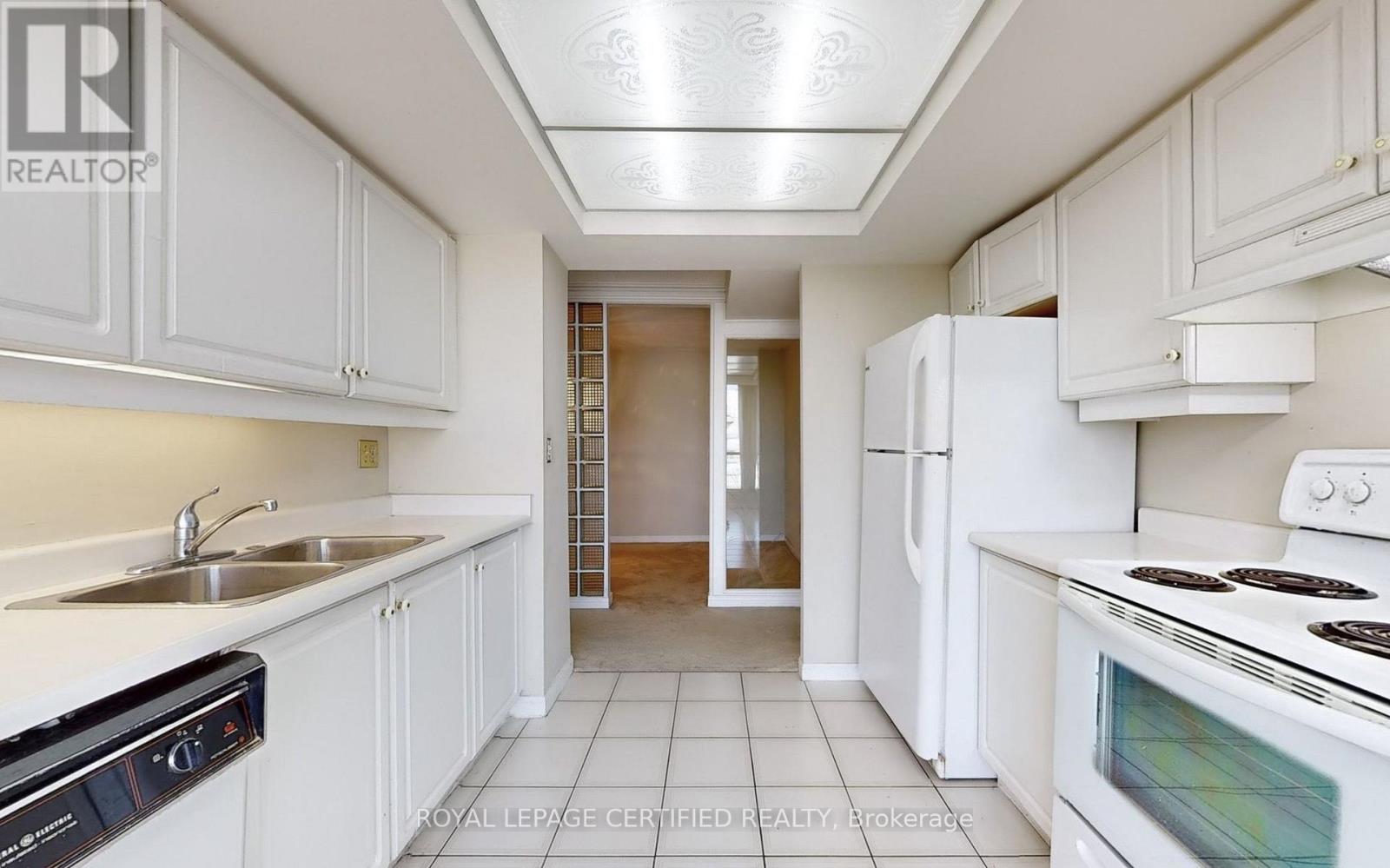 1707 - 55 Kingsbridge Garden Circle, Mississauga, Ontario  L5R 1Y1 - Photo 15 - W12881508