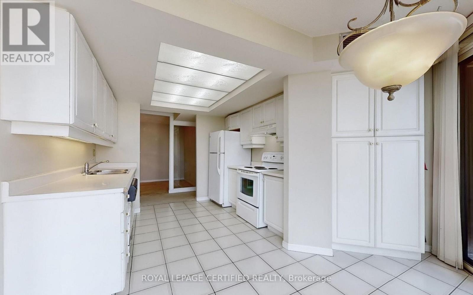 1707 - 55 Kingsbridge Garden Circle, Mississauga, Ontario  L5R 1Y1 - Photo 16 - W12881508