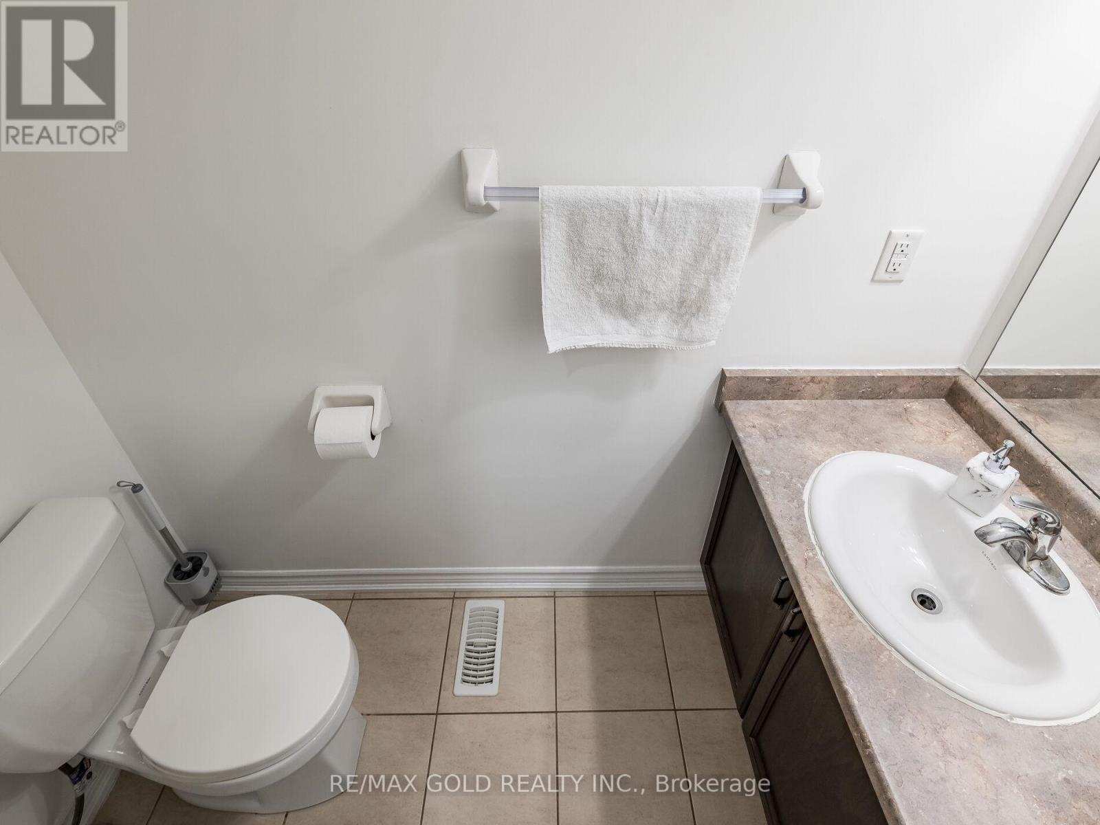 12 Hines Street, Brampton (Northwest Brampton), Ontario  L7A 4X5 - Photo 20 - W12881544