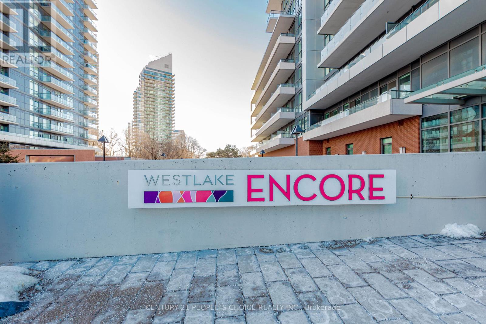 722 - 10 Park Lawn Road E, Toronto (Mimico), Ontario  M8V 0H9 - Photo 2 - W12881546