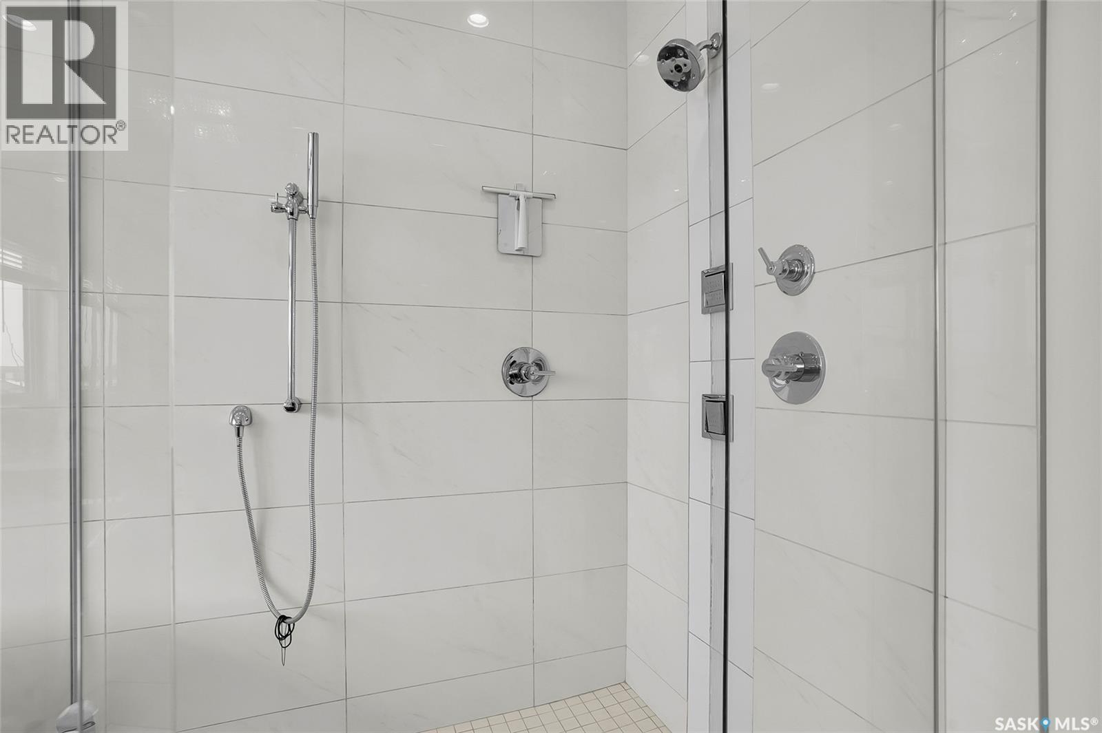 163 Schumacher Bay, Saskatoon, Saskatchewan  S7V 0H7 - Photo 24 - SK030396