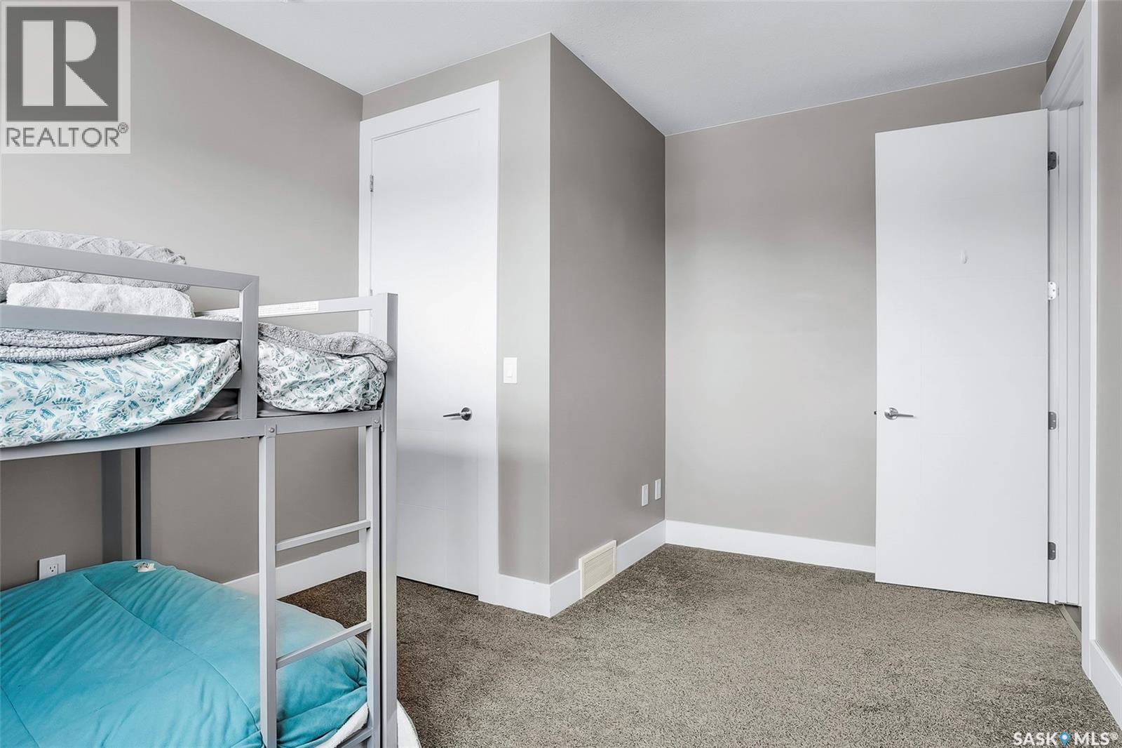 163 Schumacher Bay, Saskatoon, Saskatchewan  S7V 0H7 - Photo 29 - SK030396