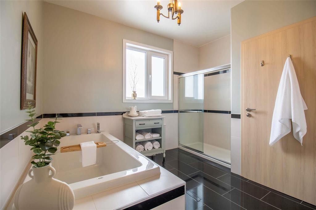 134 Carleton Drive, Steinbach, Manitoba  R5G 0W4 - Photo 15 - 202604599