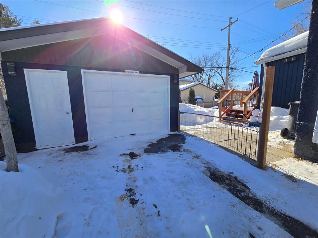 4 Tamarac Street, Pine Falls, Manitoba  R0E 1M0 - Photo 18 - 202604607