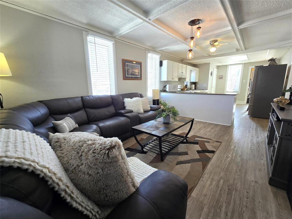 4 Tamarac Street, Pine Falls, Manitoba  R0E 1M0 - Photo 3 - 202604607