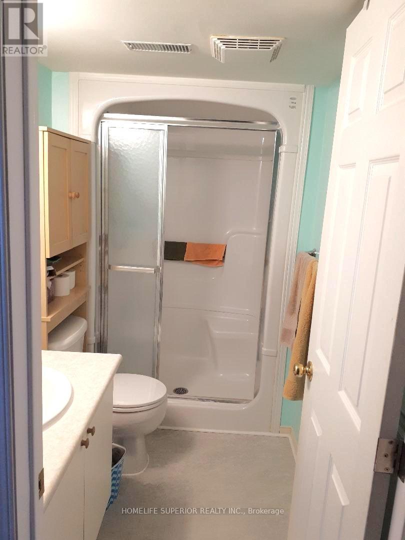 12c - 139 Brighton Street, Waterloo, Ontario  N2J 4Z5 - Photo 6 - X12765746