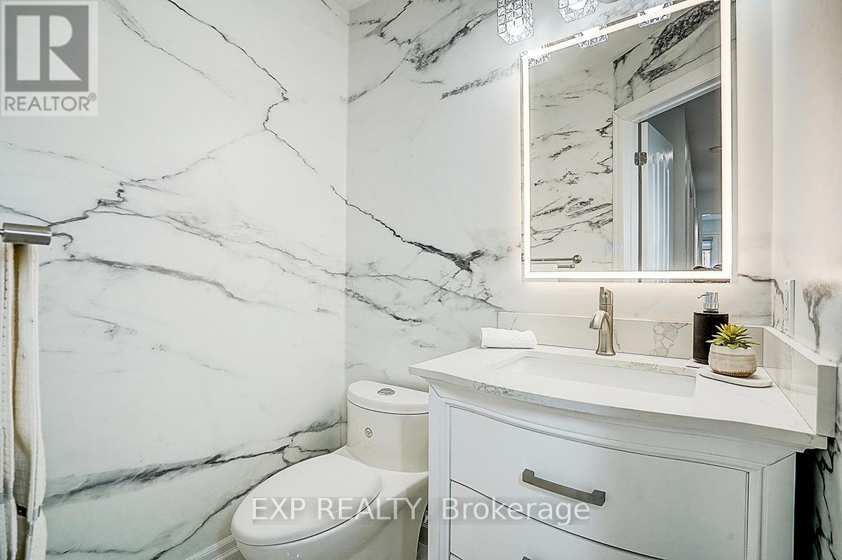 14 Prince Drive, Bradford West Gwillimbury, Ontario  L3Z 3B7 - Photo 16 - N12880454