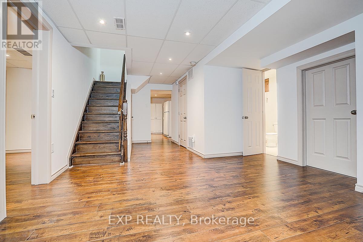 14 Prince Drive, Bradford West Gwillimbury, Ontario  L3Z 3B7 - Photo 23 - N12880454