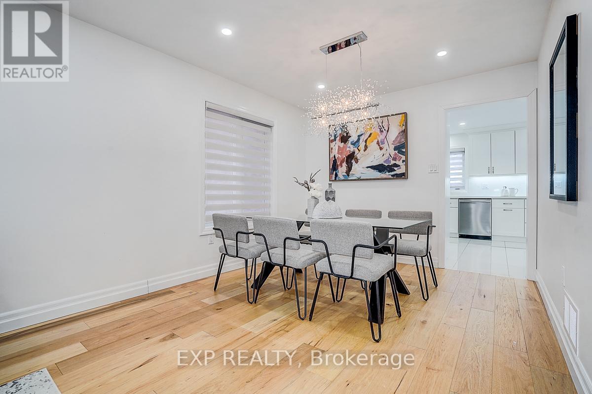 14 Prince Drive, Bradford West Gwillimbury, Ontario  L3Z 3B7 - Photo 8 - N12880454