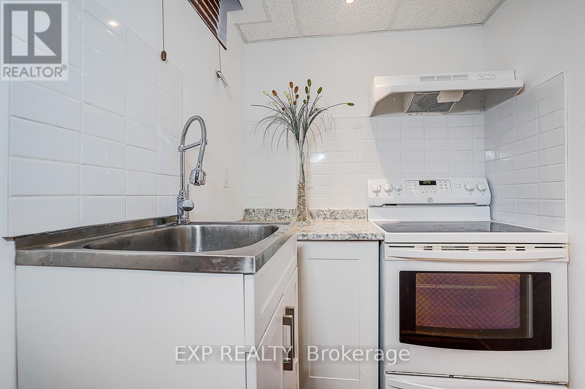 14 Prince Drive, Bradford West Gwillimbury, Ontario  L3Z 3B7 - Photo 26 - N12880454