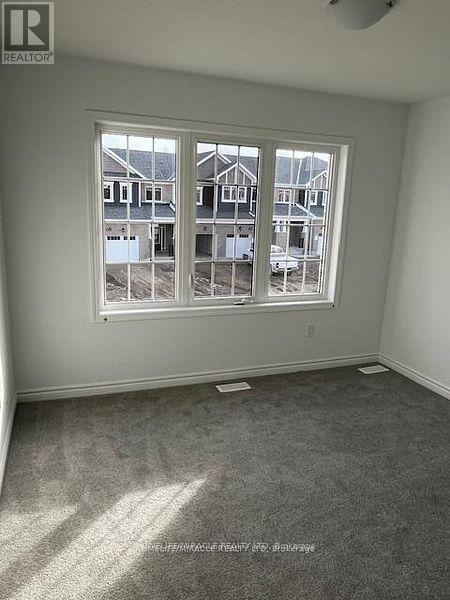 71 Histand Trail, Kitchener, Ontario  N2R 0S2 - Photo 16 - X12881434