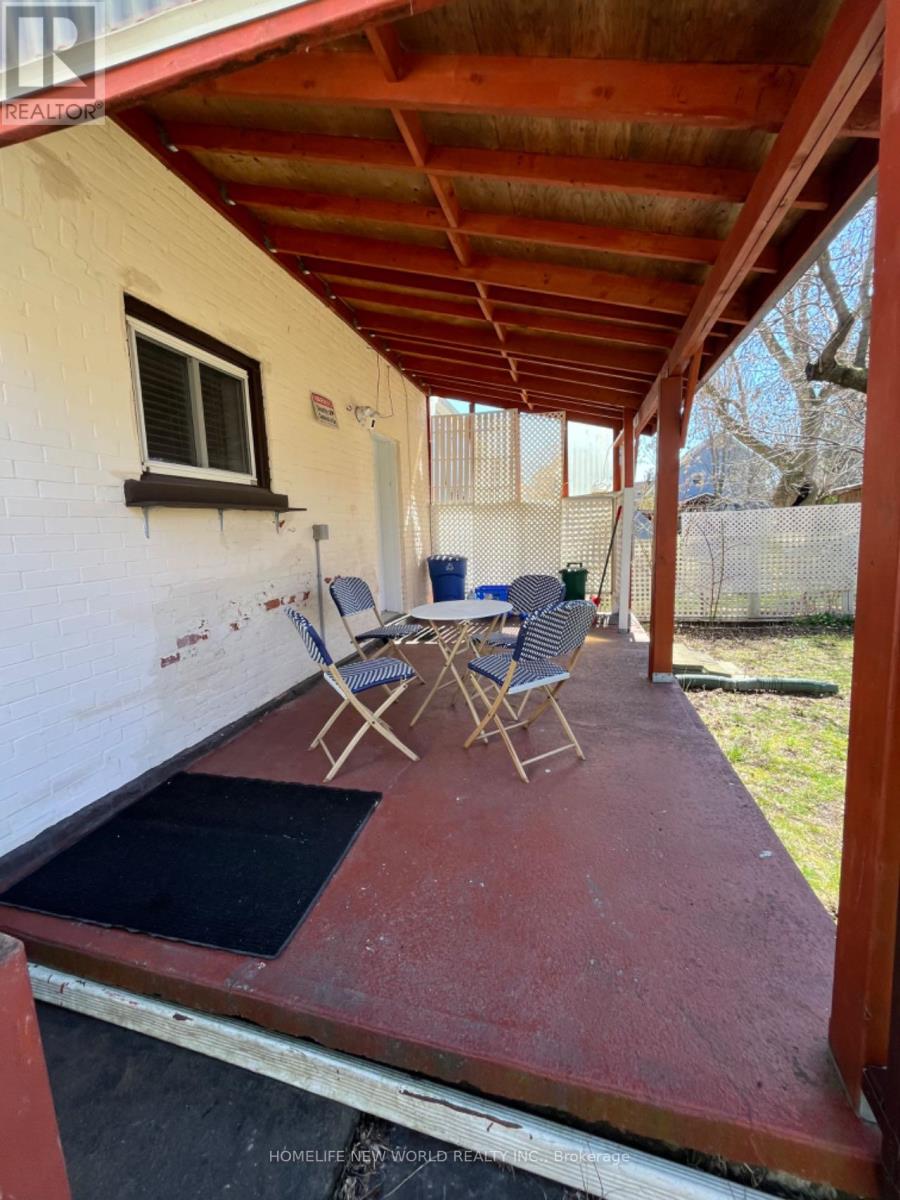 5021 Saint Clair Avenue W, Niagara Falls, Ontario  L2E 3T8 - Photo 20 - X12881478