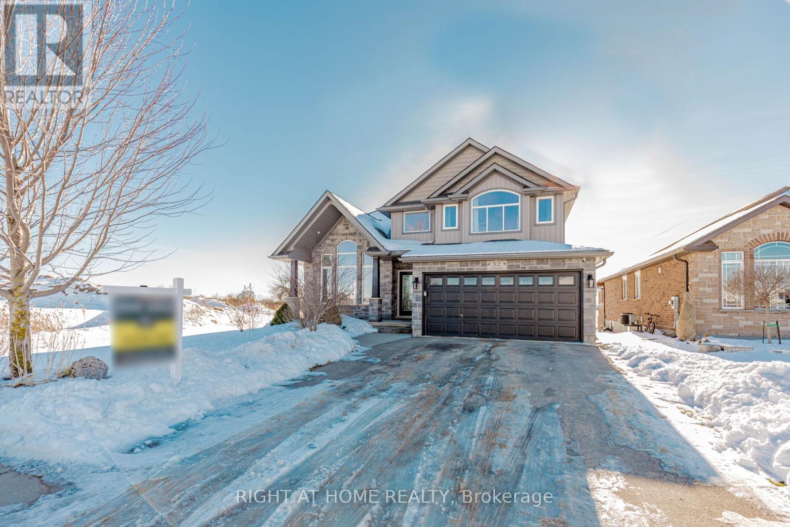 52 Schmidt Drive, Wellington North (Arthur), Ontario  N0G 1A0 - Photo 1 - X12881480