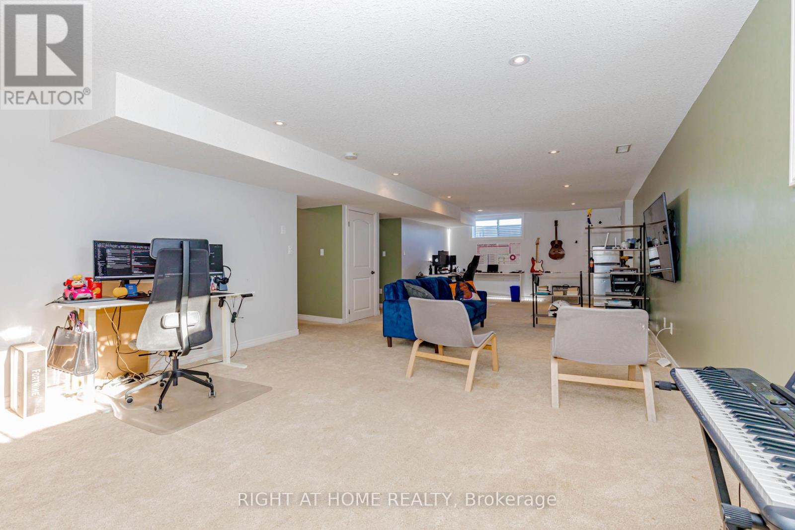 52 Schmidt Drive, Wellington North (Arthur), Ontario  N0G 1A0 - Photo 34 - X12881480