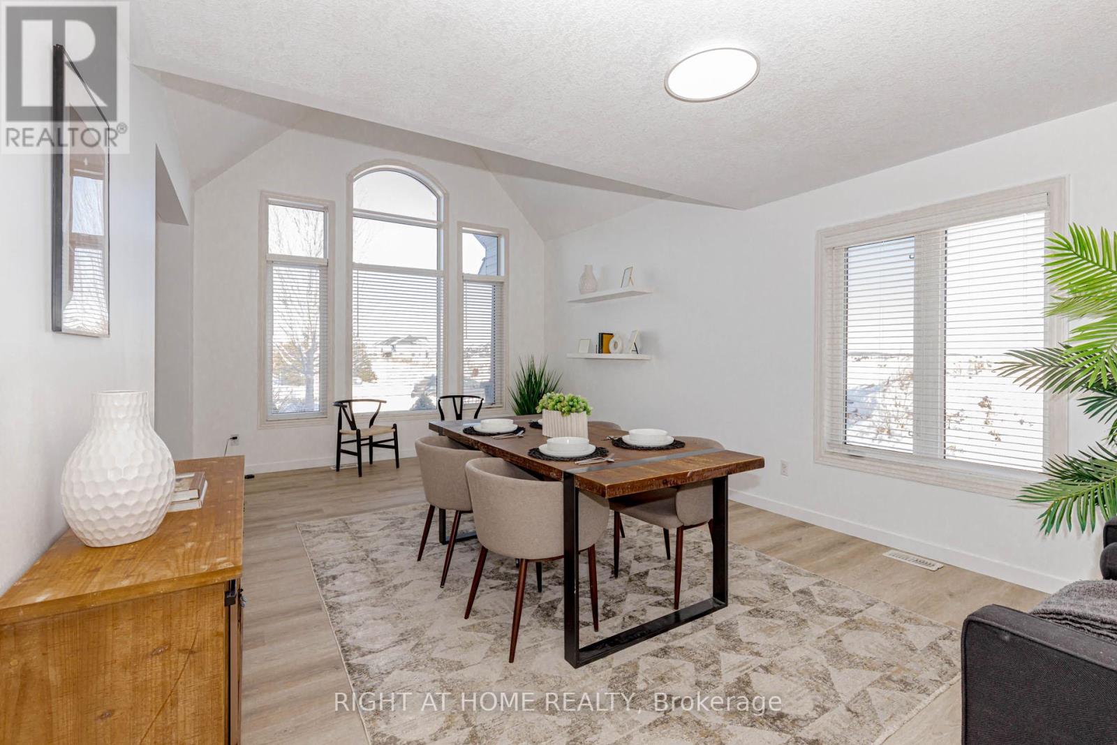 52 Schmidt Drive, Wellington North (Arthur), Ontario  N0G 1A0 - Photo 7 - X12881480