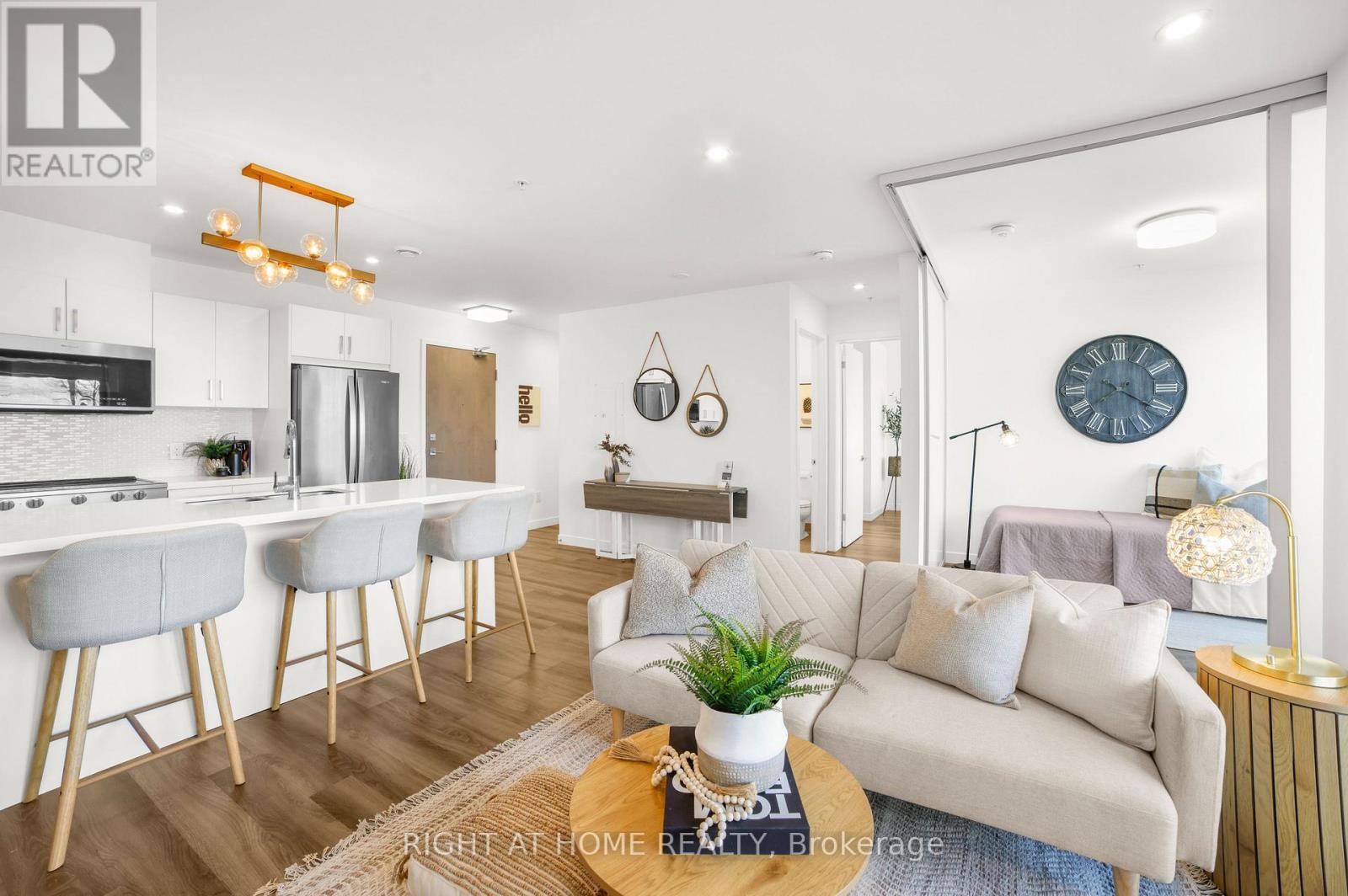 205 - 479 Charlton Avenue E, Hamilton, Ontario  L8N 0B4 - Photo 10 - X12881524