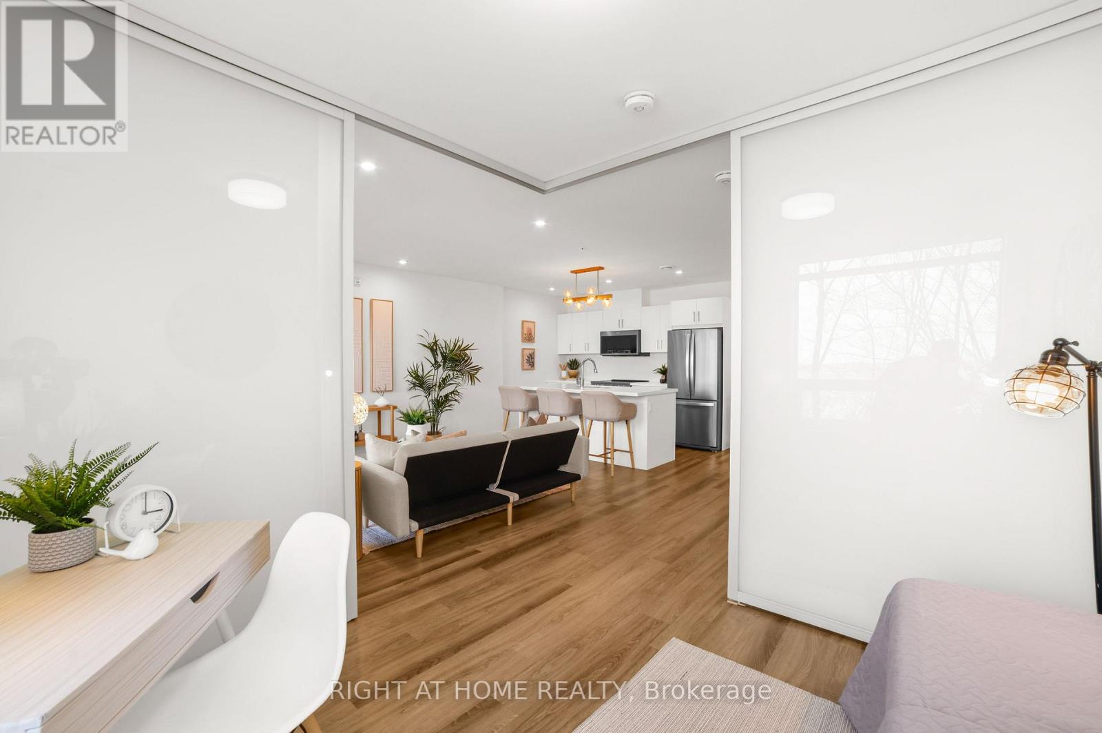 205 - 479 Charlton Avenue E, Hamilton, Ontario  L8N 0B4 - Photo 13 - X12881524