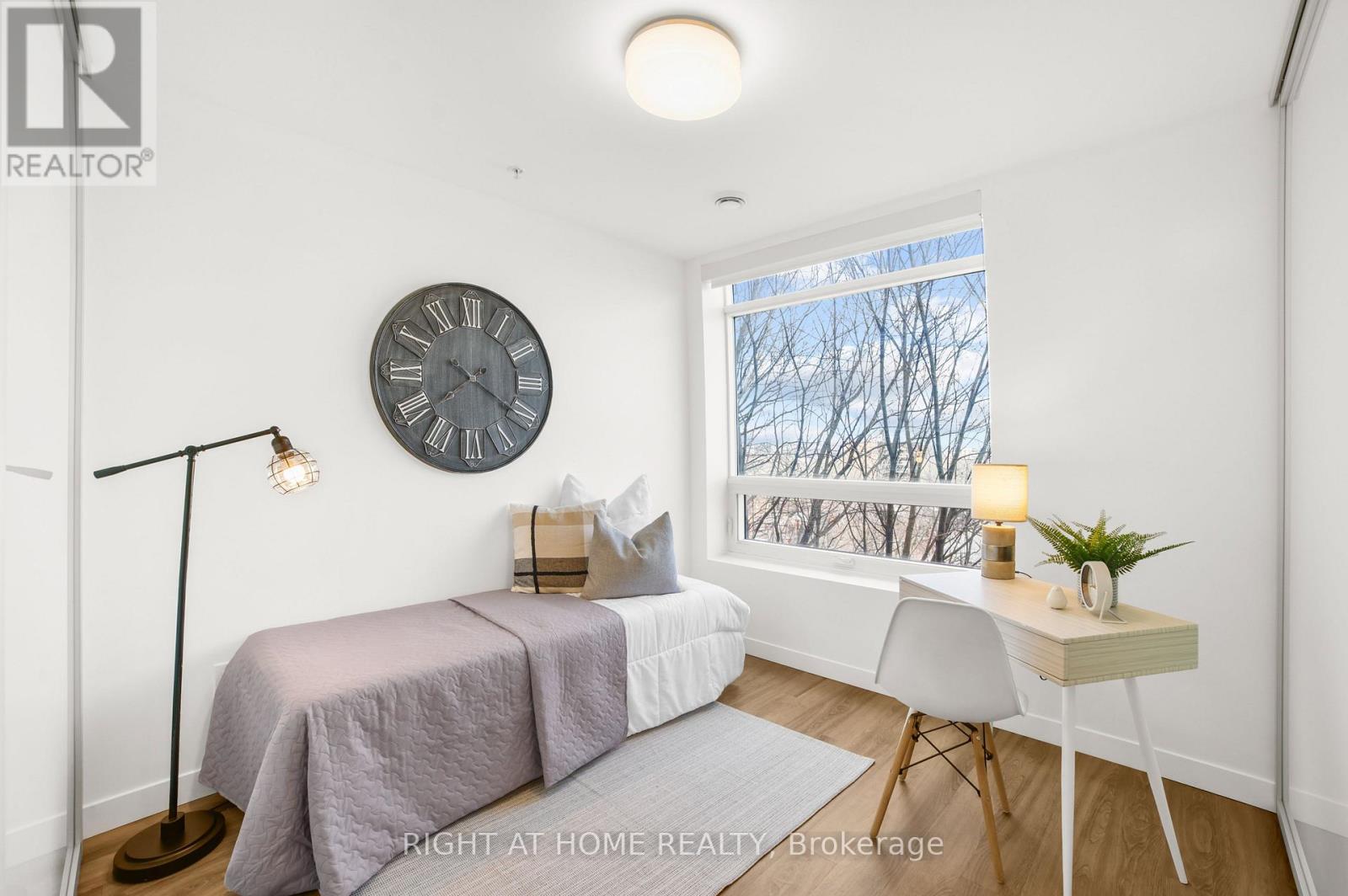 205 - 479 Charlton Avenue E, Hamilton, Ontario  L8N 0B4 - Photo 14 - X12881524